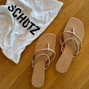 Schutz Sitara Leather Sandal in Honey Beige